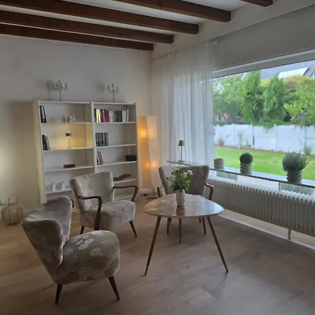 Ferien-monteurswohnung 6,5 Schlafzimmer Mit Garten Und Eigenen Parkplaetzen Im Hof Дом отдыха Варендорф