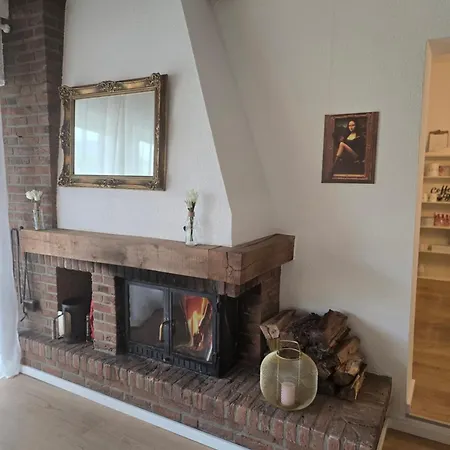 Ferien-monteurswohnung 6,5 Schlafzimmer Mit Garten Und Eigenen Parkplaetzen Im Hof * Варендорф